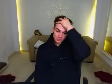 Chaturbate Best live sex cam show of maxkaiden