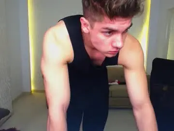 Chaturbate Free Porn Cam of maxkaiden