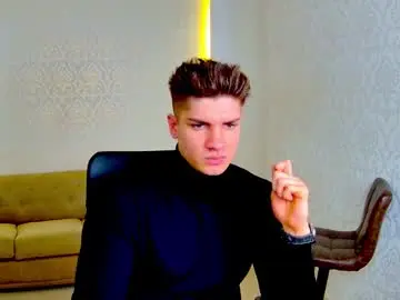 Chaturbate Live Porn of maxkaiden