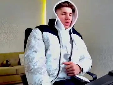 Chaturbate Nude Webcam of maxkaiden