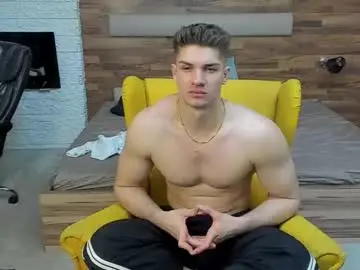 Chaturbate Sex Cam of maxkaiden