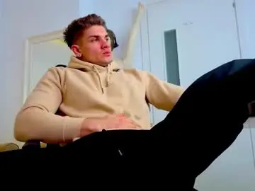 Chaturbate Free Live Porn of maxkaiden