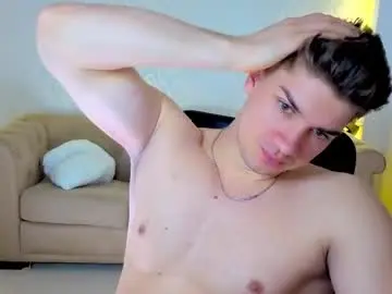 Chaturbate Live Sex Cam of maxkaiden