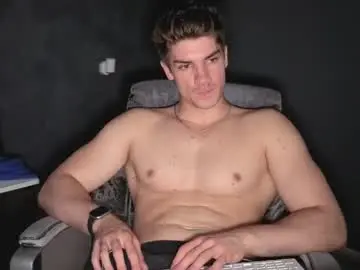 Chaturbate Best live sex cam show of maxkaiden
