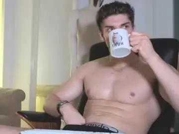 Chaturbate Live Porn of maxkaiden