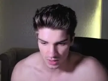 Chaturbate Live Sex Cam of maxkaiden