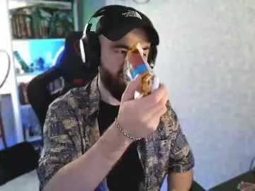 Chaturbate Live Sex Cam of _serious_man