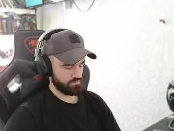 Chaturbate Nude Webcam of _serious_man