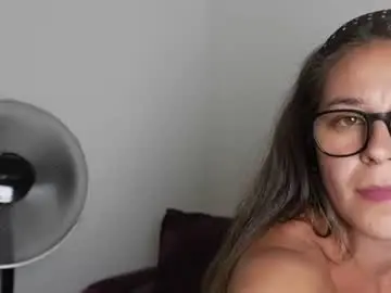 Chaturbate Live Sex Cam of bouncingb00bs