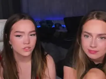 Chaturbate Best live sex cam show of top_twins