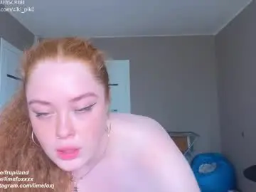 Chaturbate Sex Chat of frupi_land