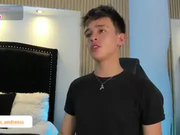 Chaturbate Live Sex Cam of liamwild20