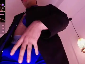 Chaturbate Live Sex Cam of aleclightwood_dim