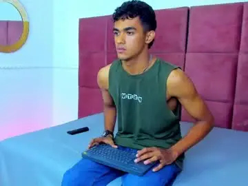 Chaturbate Adult Webcams of alejandro_williams