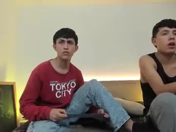 Chaturbate Nude Webcam of hoot_booys_