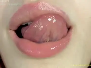 Chaturbate Best live sex cam show of miarouge_me