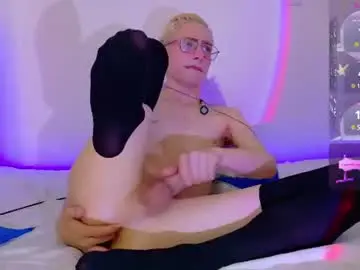 Chaturbate Free Porn Cam of liiamluna