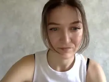 Chaturbate Live Sex Cam of shining_pearl