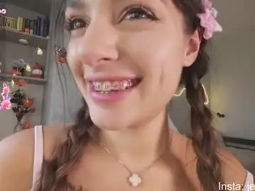 Chaturbate Live Sex Cam of jessiexxi