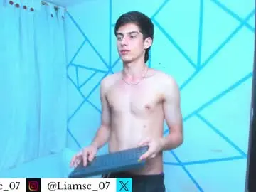 Chaturbate Sex Cam of liam_scott77