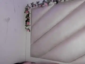 Chaturbate Live Sex Cam of lulu_js_