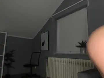 Chaturbate Adult Webcam of lustfulcurvylady