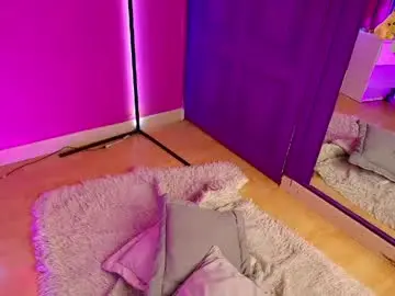 Chaturbate Live Sex Cam of mycutiebabe