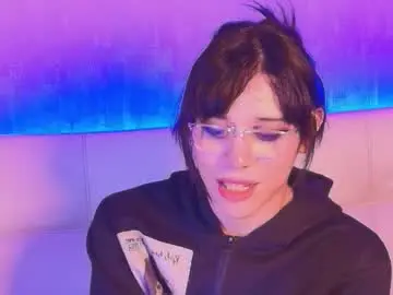 Chaturbate Live Sex Cam of pixy_20
