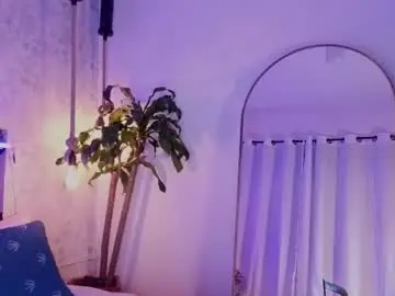 Chaturbate Free Porn Cam of pixy_20
