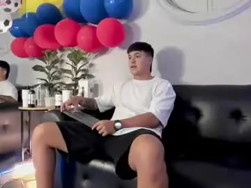 Chaturbate Best live sex cam show of cristopher_strong