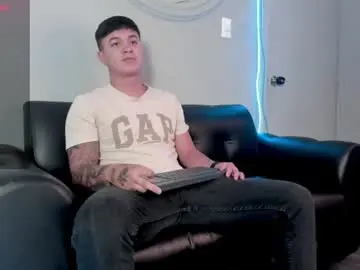Chaturbate Live Porn of cristopher_strong