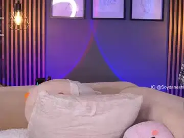 Chaturbate Best live sex cam show of daneshka__