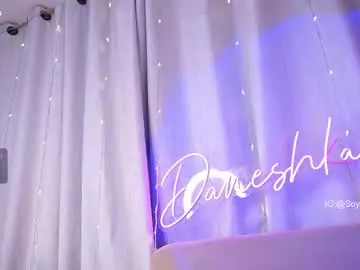 Chaturbate Live Sex Cam of daneshka__