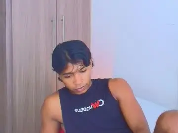 Chaturbate Watch Live Sex Cams of cassian_gold