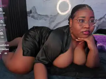 Chaturbate Live Sex Cam of darnellqueen