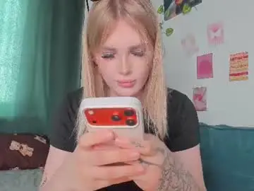 Chaturbate Free Porn Cam of krisi_myrr