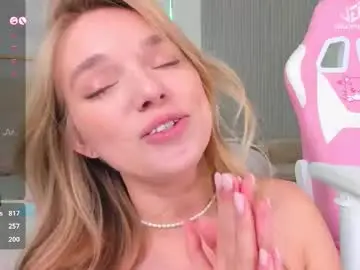 Chaturbate Sex Chat of virrginchloee