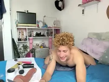 Chaturbate Best live sex cam show of xandernaked