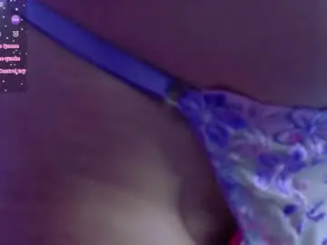 Chaturbate Live Sex of alannasmiles