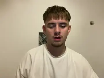Chaturbate Live Sex Cam of alpha_desire_