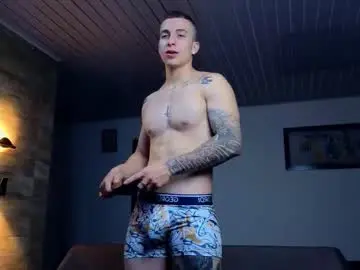 Chaturbate Live Sex Cam of asmodeo_cox