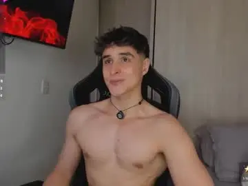 Chaturbate Best live sex cam show of thomklein