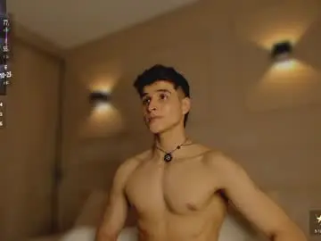 Chaturbate Nude Webcam of thomklein