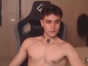 Chaturbate Nude Webcam of thomklein