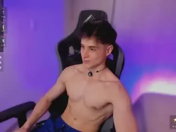 Chaturbate Live Sex Cam of thomklein