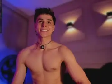Chaturbate Nude Webcam of thomklein