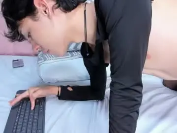 Chaturbate Nude Webcam of austin_cortes