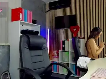 Chaturbate Live Sex Cam of daryastars