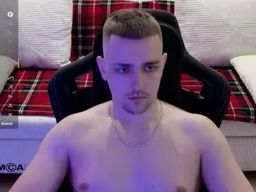 Chaturbate Watch Live Sex Cams of larstar01