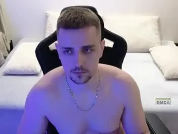 Chaturbate Nude Webcam of larstar01